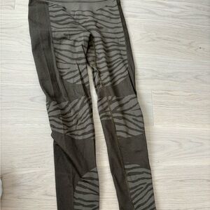 Stella mccartney adidas workout leggings